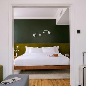 Sonder l Chelsea Green